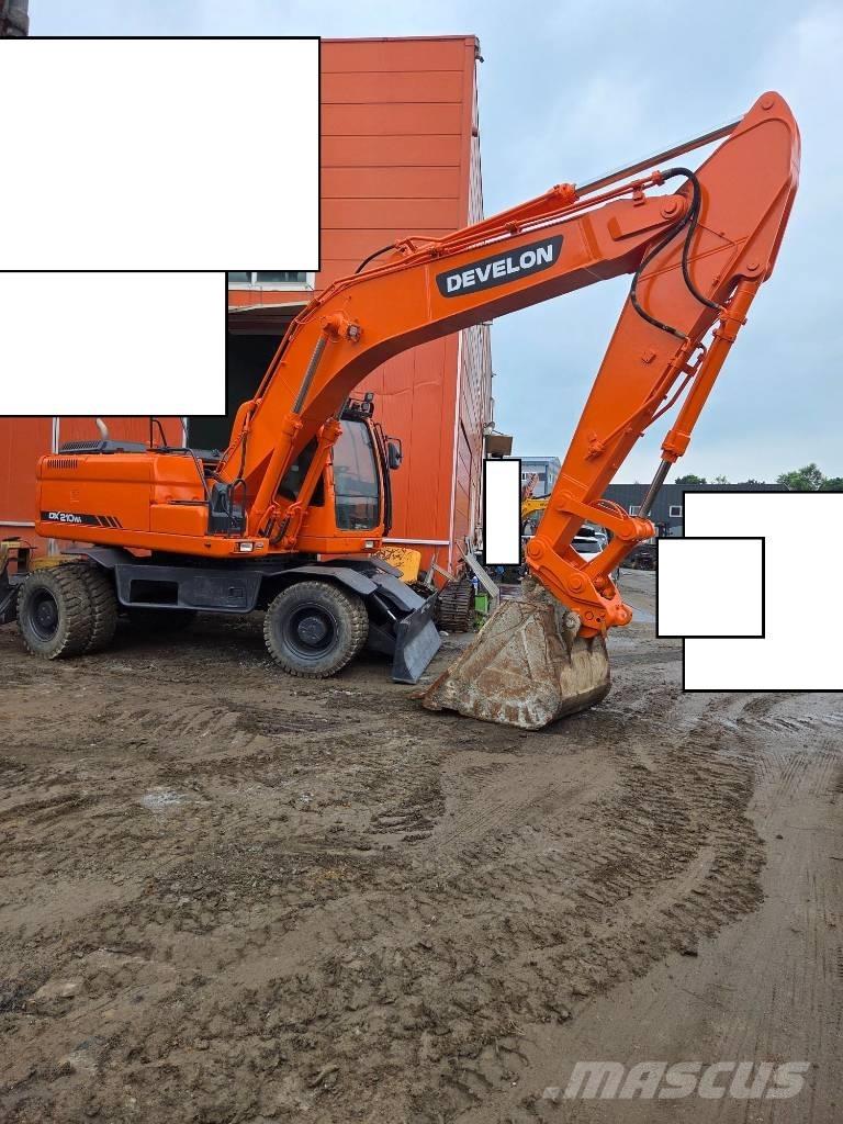Doosan DX 210 W Колёсные экскаваторы