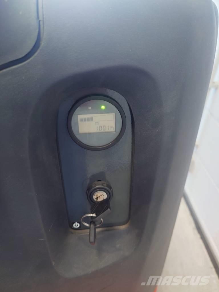 Linde T16P/1151-02 Самоходные электрические тележки