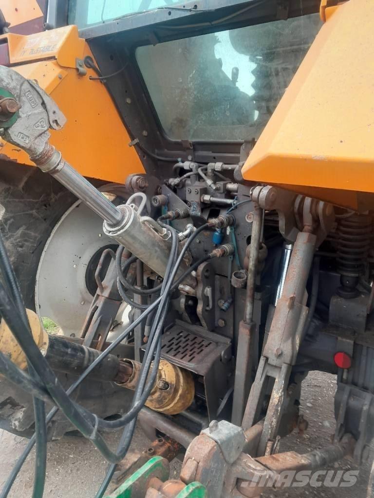 Renault 155-54 TX Трактора