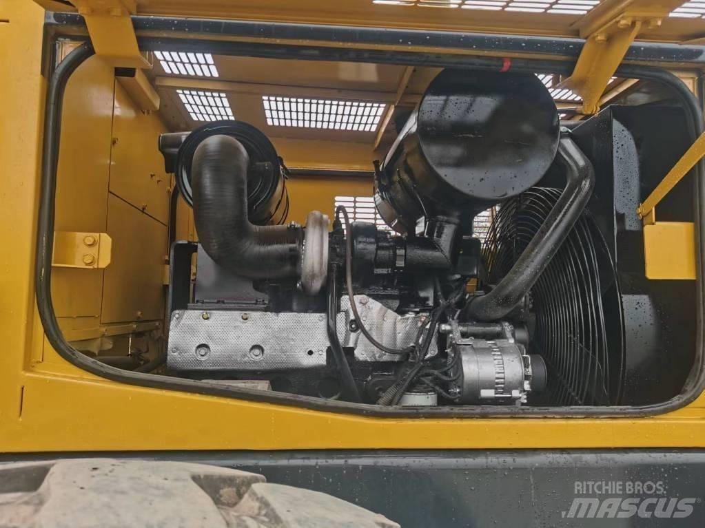 Komatsu WA 360-3 Фронтальные погрузчики