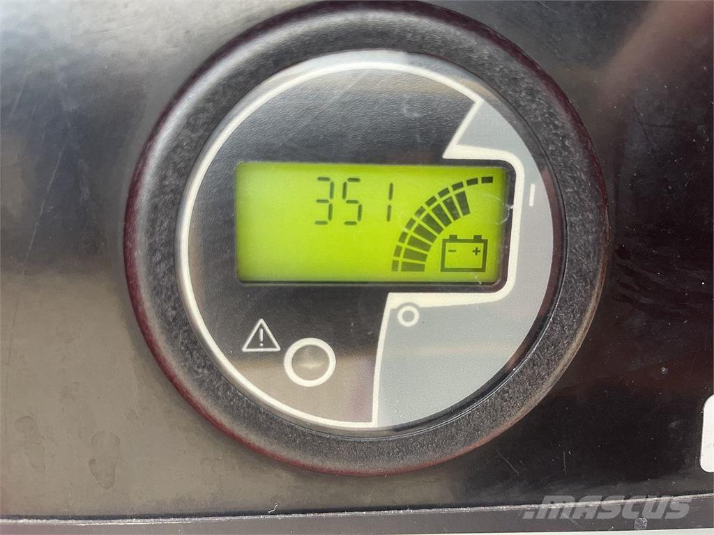 Manitou 100VJR Вертикальные мачтовые подъемники