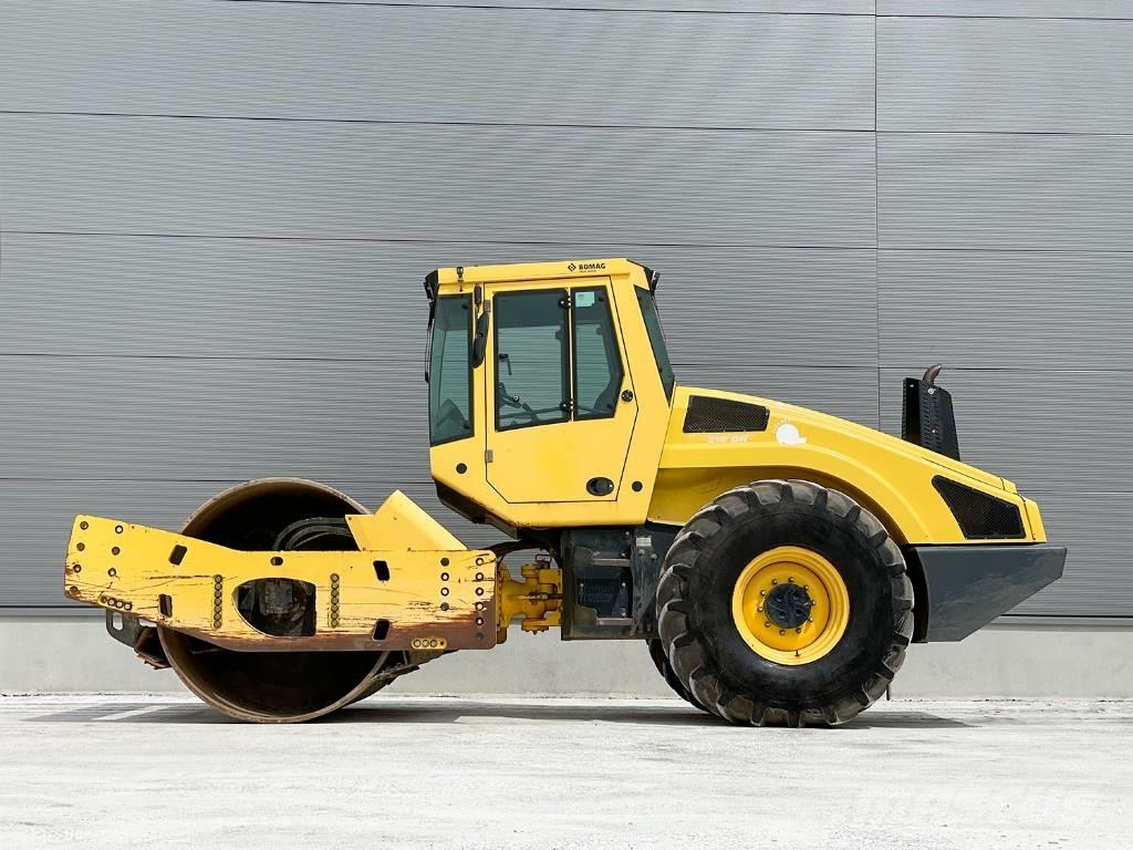 Bomag BW 216 DH-4i Грунтовые катки