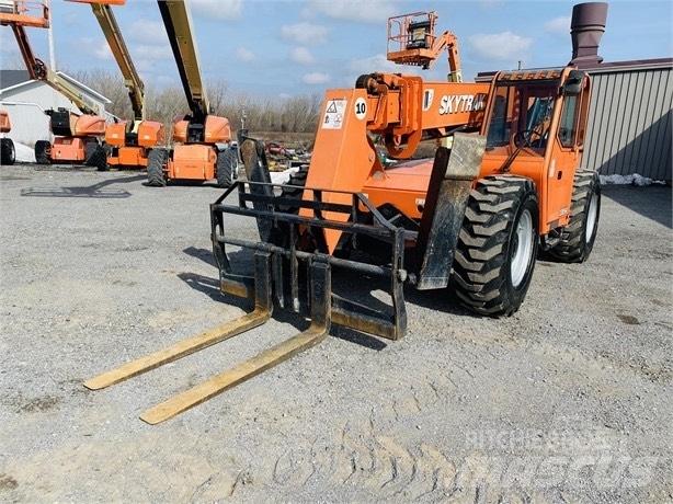 SkyTrak 10054 Телескопические погрузчики