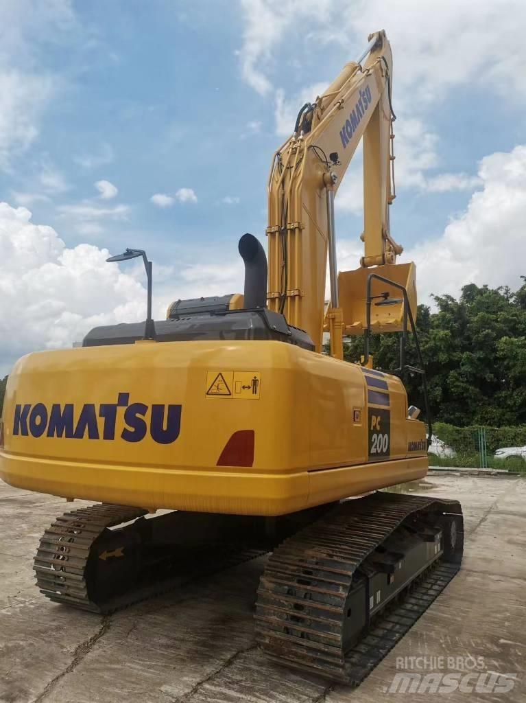 Komatsu PC 200-10 Гусеничные экскаваторы