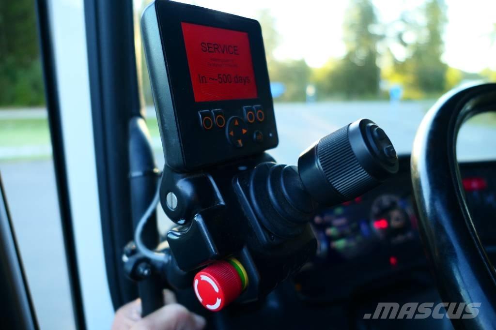 Scania R590B6x2nb Грузовики-Мультилифты