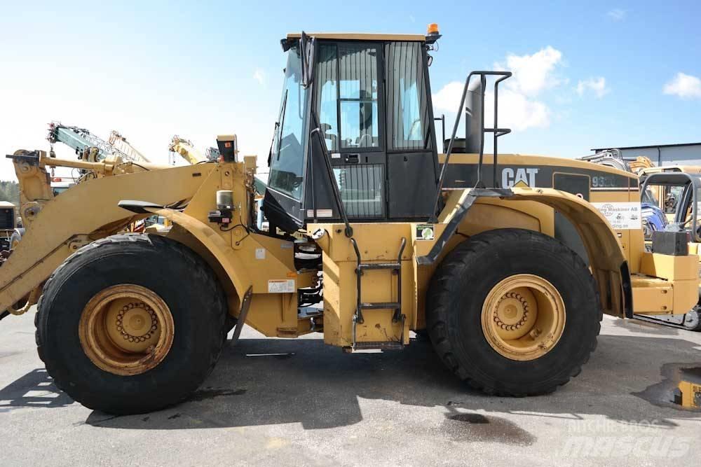 CAT 962G Фронтальные погрузчики