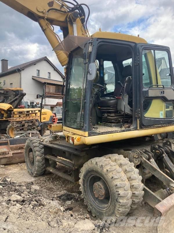 Komatsu PW 170 ES-6K Колёсные экскаваторы