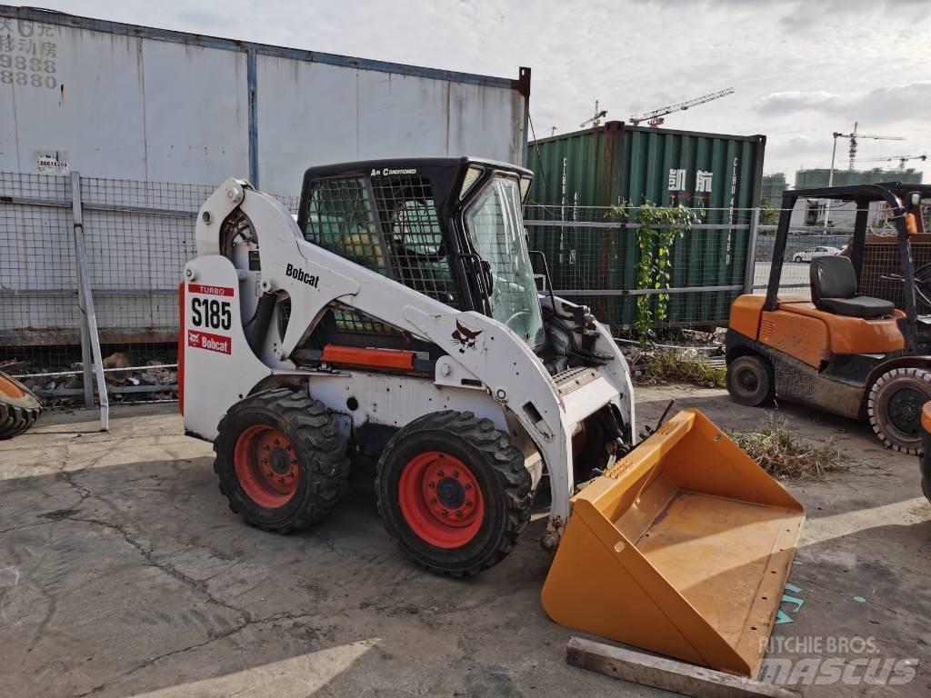 Bobcat S185 Мини-погрузчики