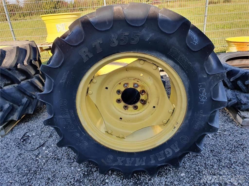 BKT 380/85R28 x2 Шины и колёса