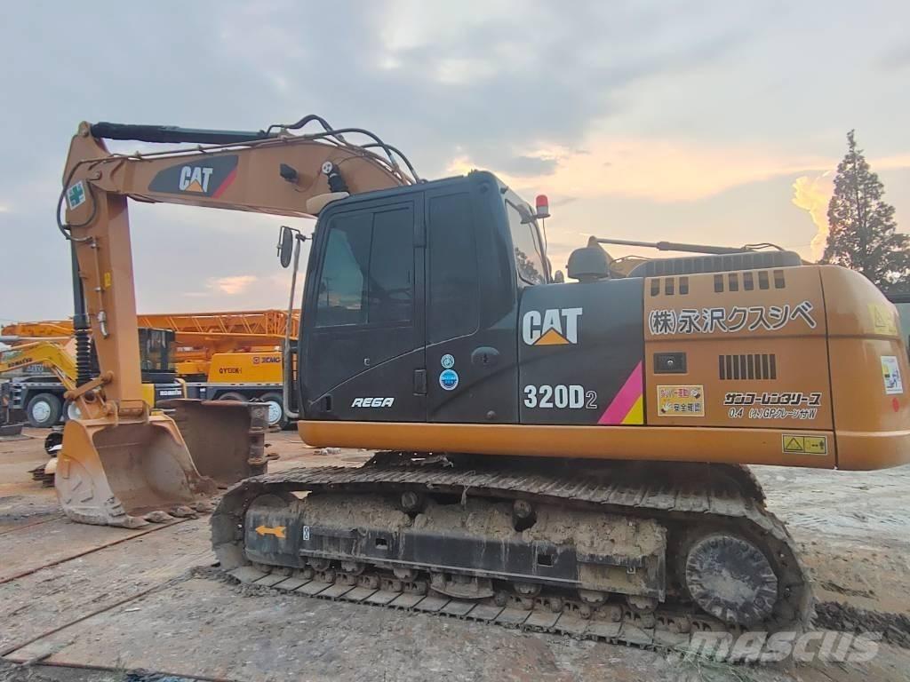 CAT 320D2 Гусеничные экскаваторы