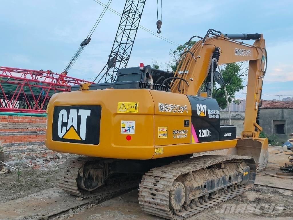 CAT 320D2 Гусеничные экскаваторы
