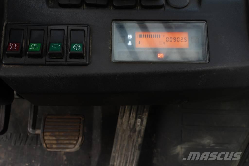 Manitou MI 25 D Дизельные погрузчики