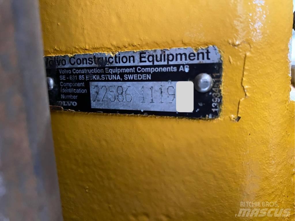 Volvo L 150 G Трансмиссии и КПП