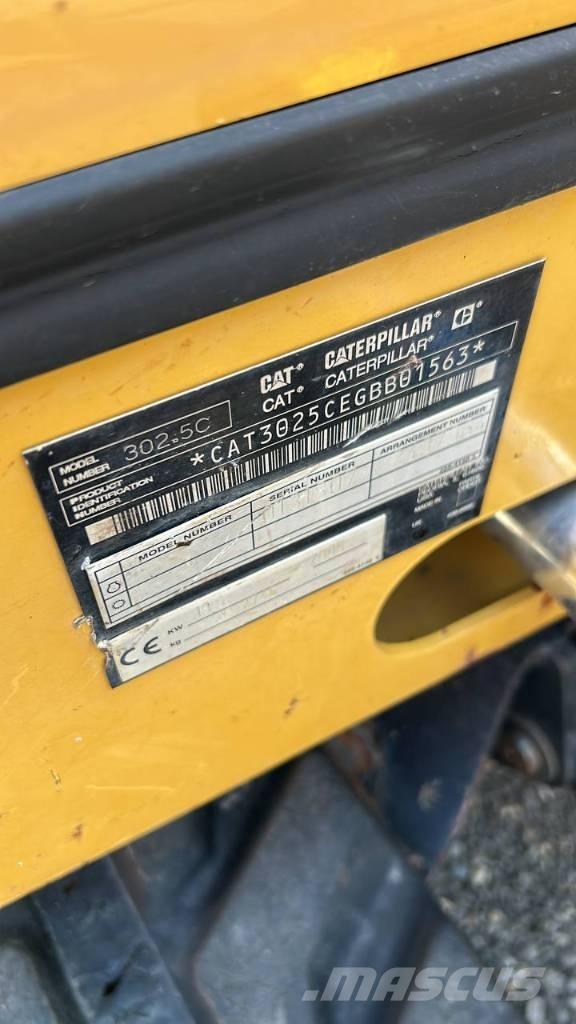 CAT 926 Фронтальные погрузчики