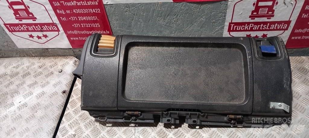 Scania R 440.   2078472 Кабины