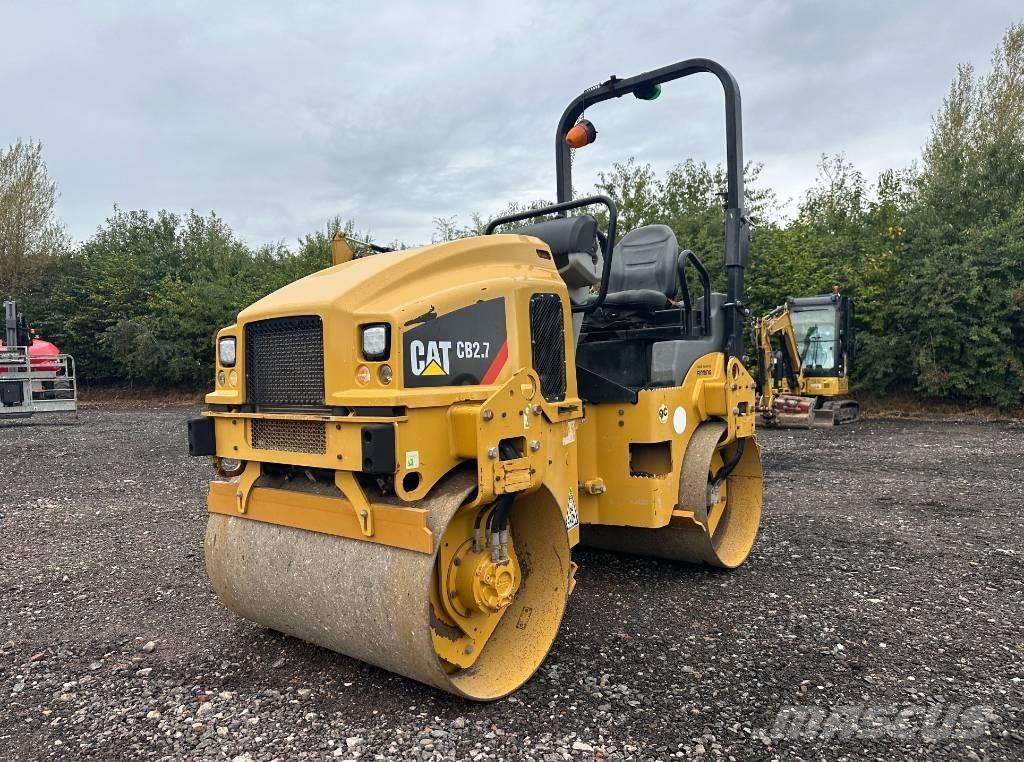 CAT CB 2.7 Катки тротуарные