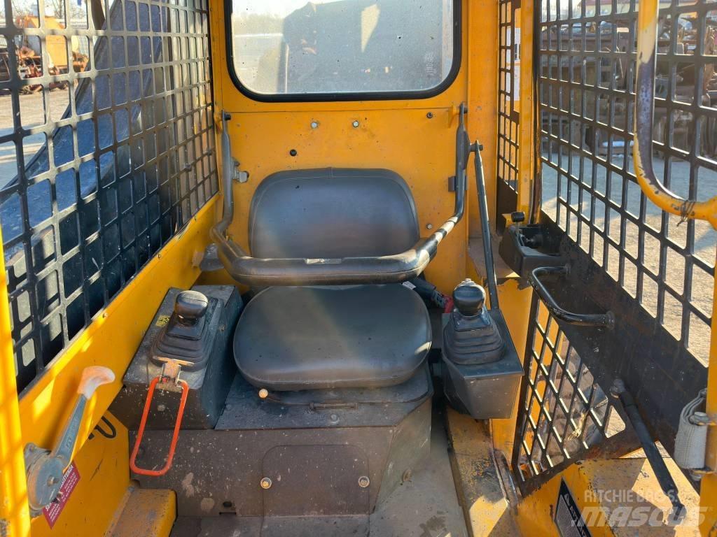JCB 165 Мини-погрузчики