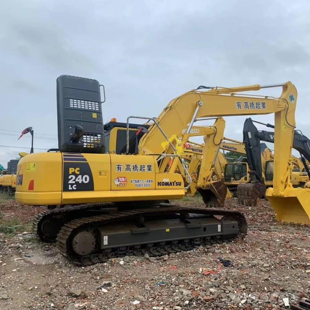 Komatsu PC 240 Гусеничные экскаваторы