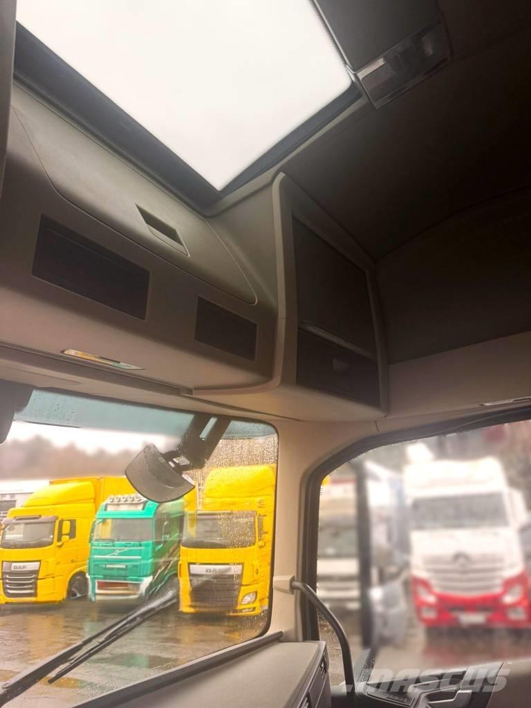 Volvo FH 13 460 Шасси с кабиной