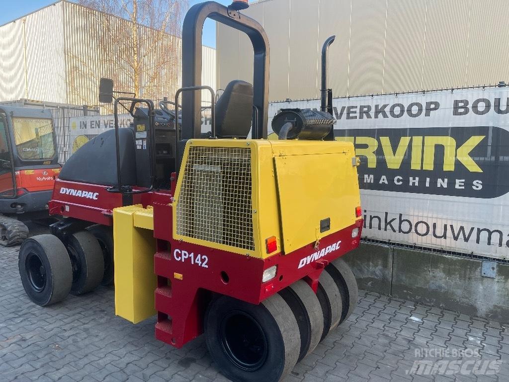 Dynapack CP 142 Пневматические катки