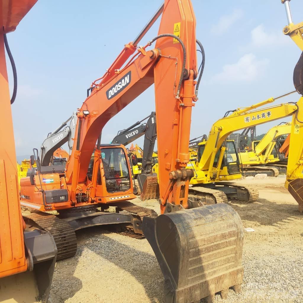 Doosan DX260LC Гусеничные экскаваторы
