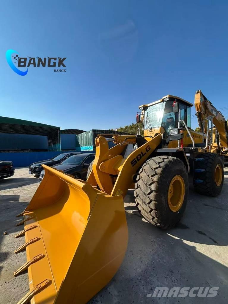 SDLG L 958 F Фронтальные погрузчики
