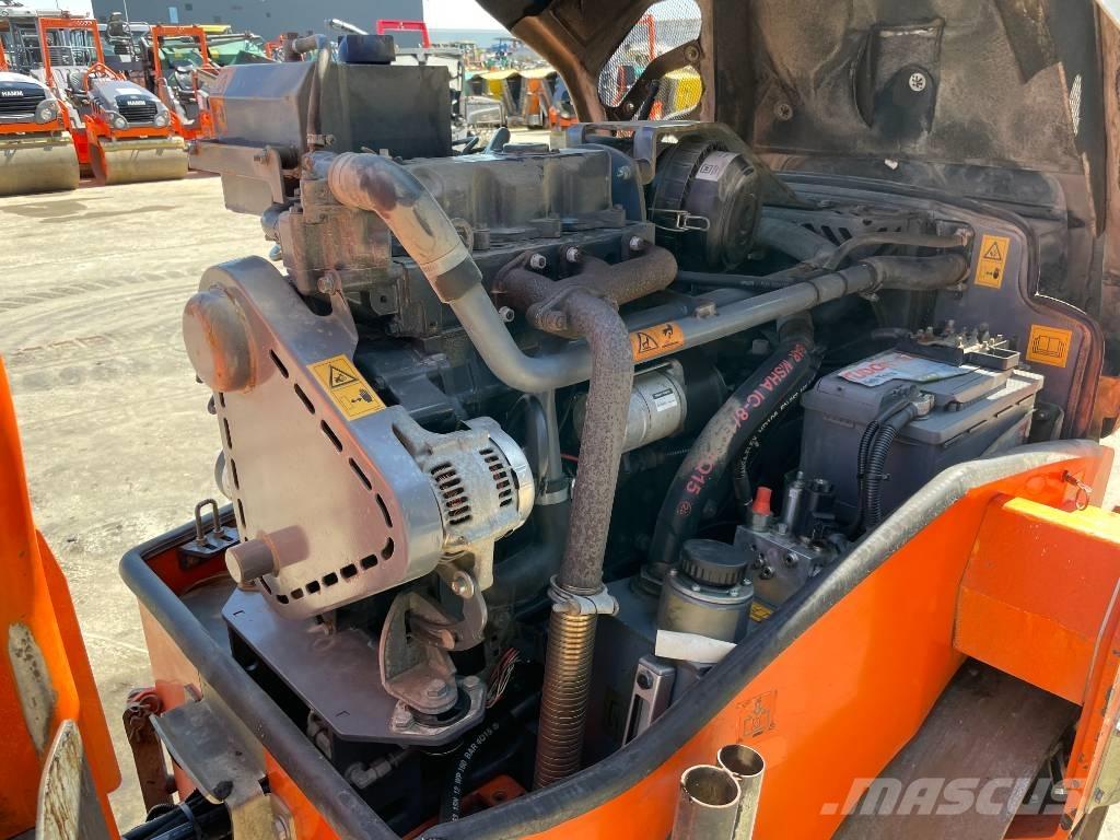 Hamm HD 12 VV Катки тротуарные
