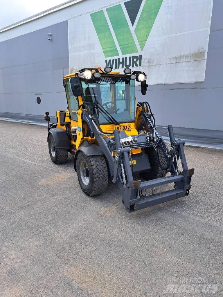 Wille 465 Коммунальные тракторы