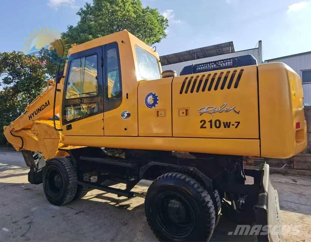 Hyundai r210w-7 Колёсные экскаваторы