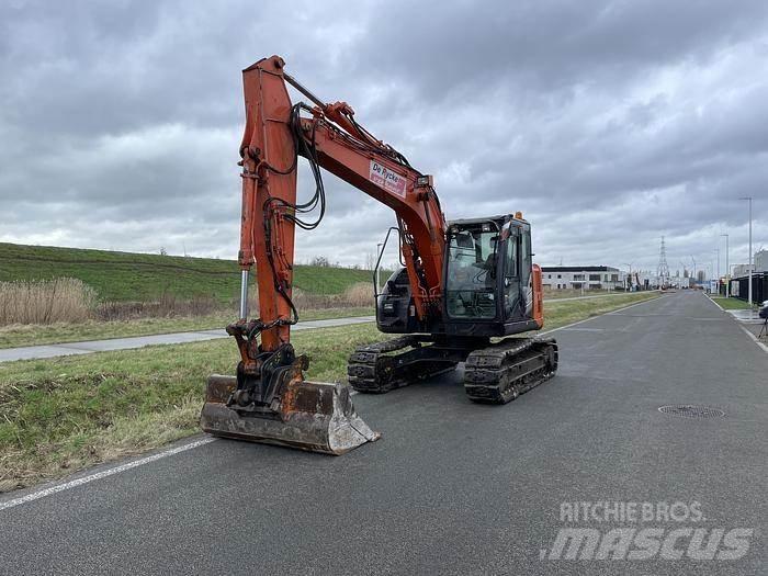 Hitachi ZX135US-5B Гусеничные экскаваторы