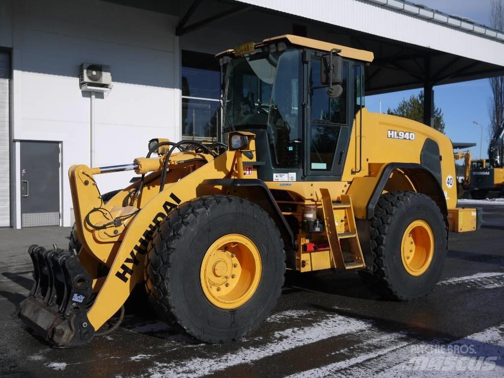 Hyundai HL 940 Фронтальные погрузчики