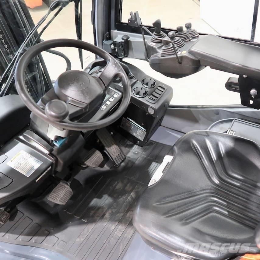 Toyota 52-8FDJF35 Дизельные погрузчики