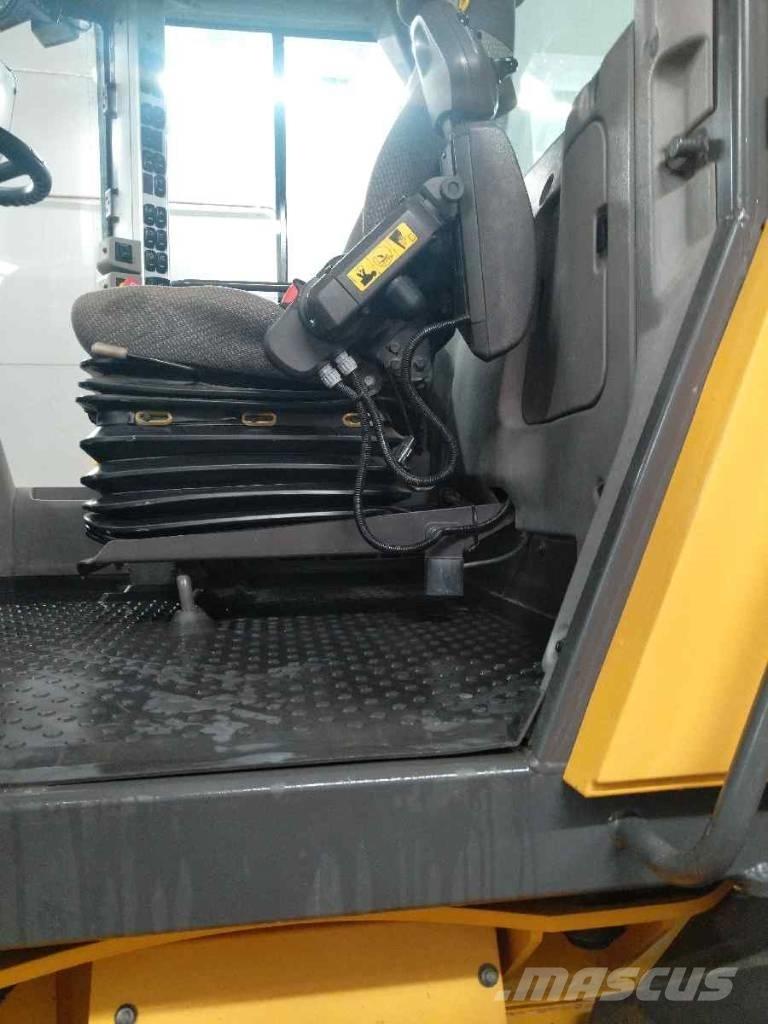 Volvo L 70 H Фронтальные погрузчики