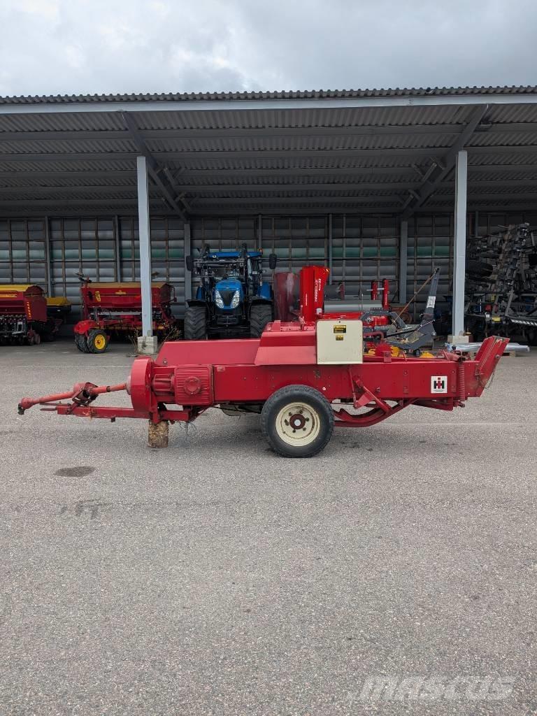 International 430 T Тюковые пресс-подборщики