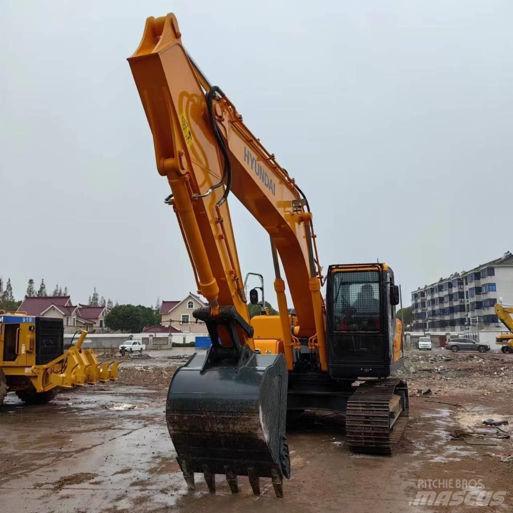 Hyundai R220LC-9 Гусеничные экскаваторы