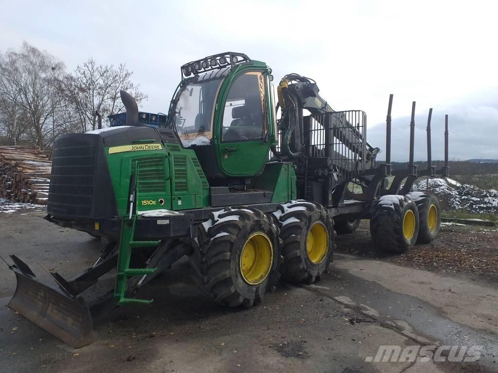 John Deere 1510 E Форвардеры