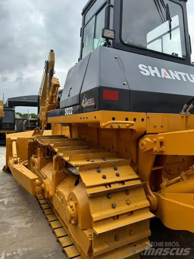 Shantui SD 22 Гусеничные бульдозеры