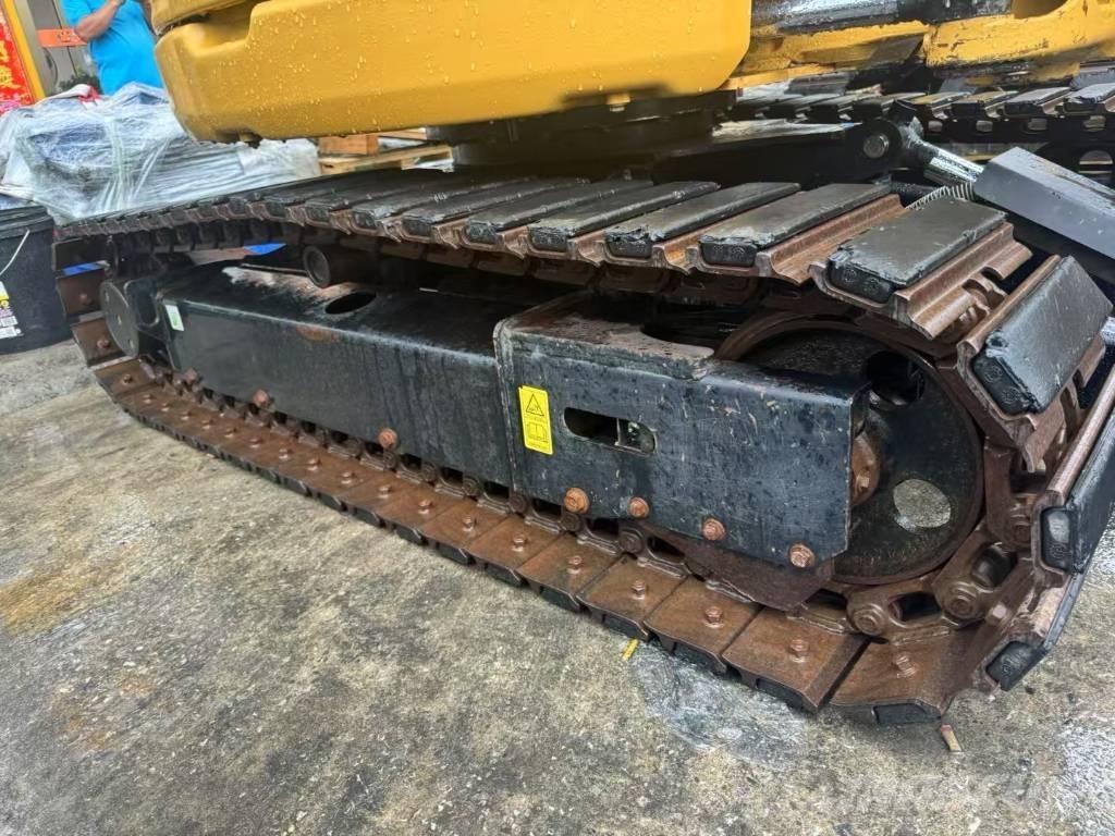 CAT 304 CR Мини-экскаваторы