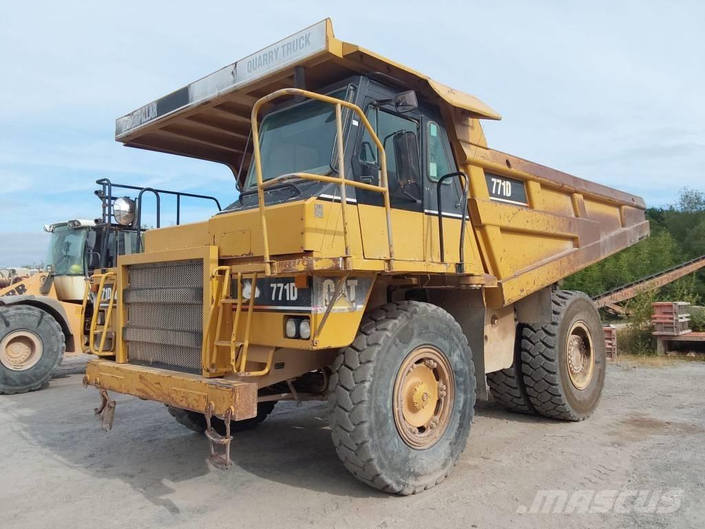 CAT 771 D Карьерные самосвалы
