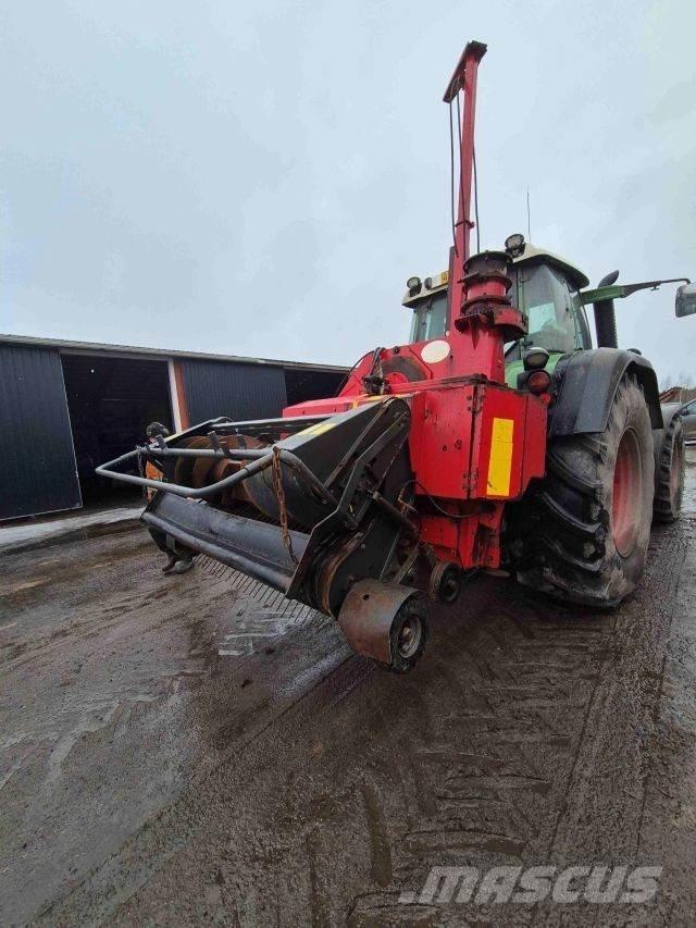 Lely STORM 130R Прицепные кормоуборочные комбайны