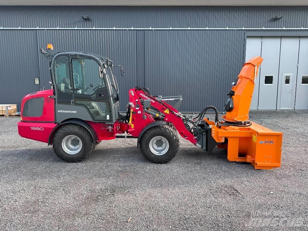 Weidemann 1880 Коммунальные тракторы
