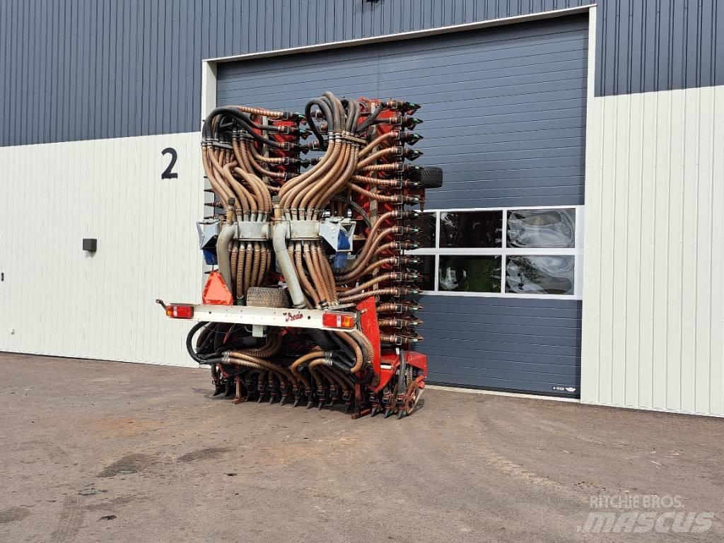 Vredo ZB3-12068 Прочая техника для удобрений