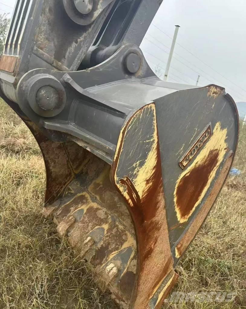 Volvo EC 380 Гусеничные экскаваторы