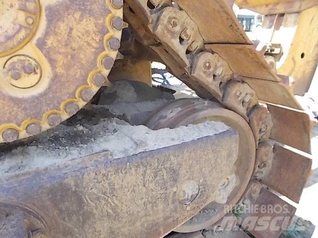 CAT D 11 N Гусеничные бульдозеры
