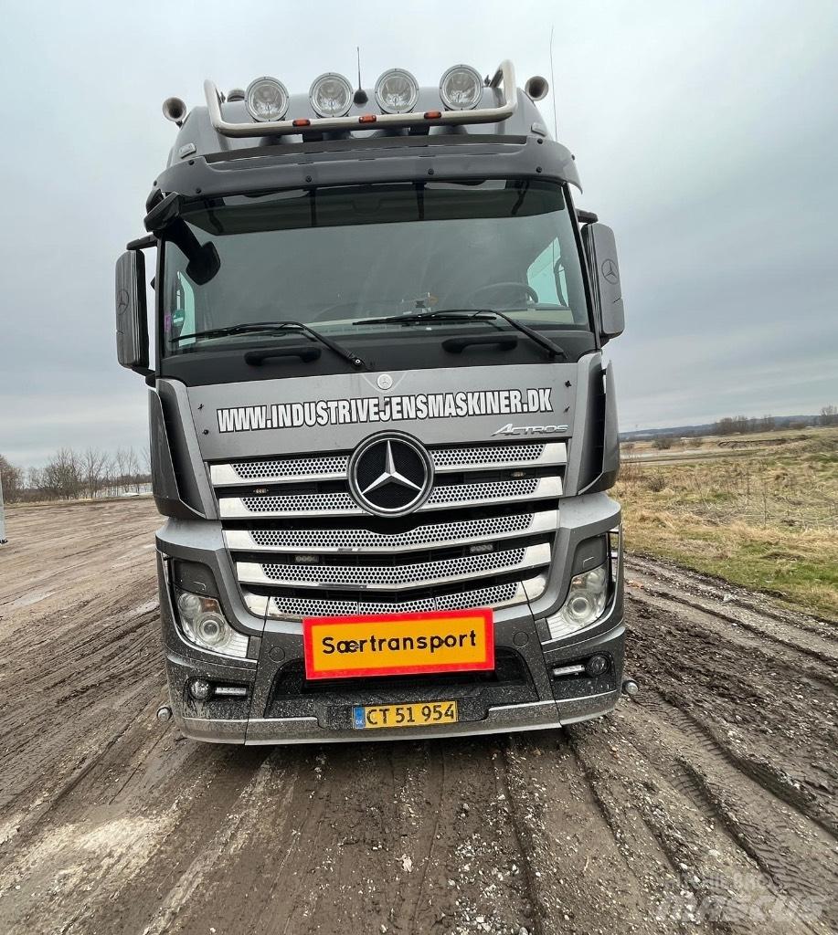 Mercedes-Benz 4158 Седельные тягачи