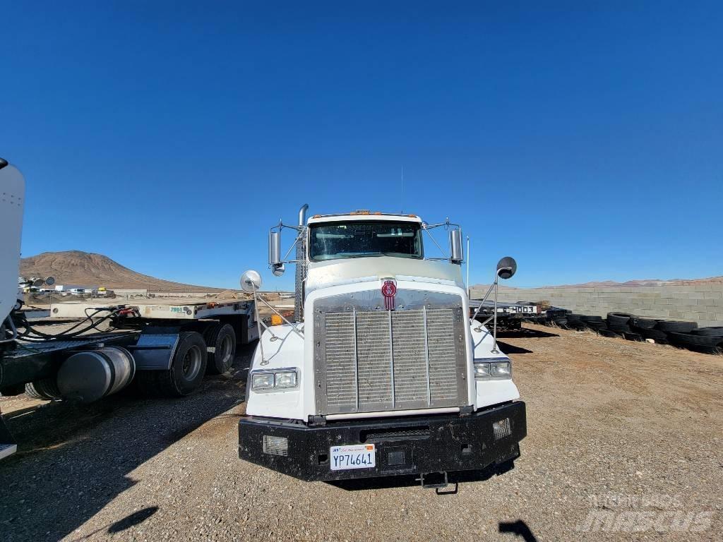 Kenworth T 800 Седельные тягачи