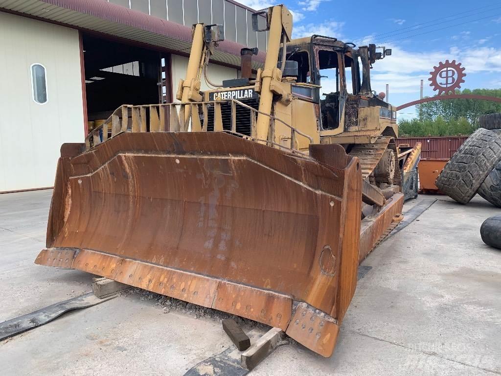 CAT D 8 R II Гусеничные бульдозеры