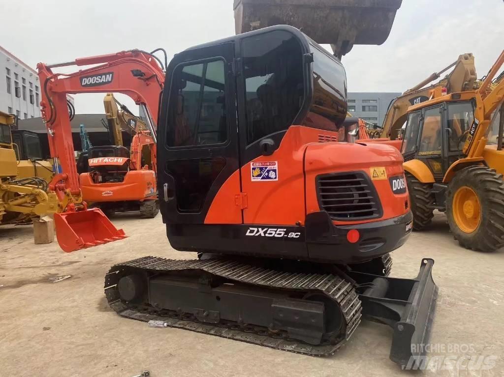 Doosan DX55-9C Гусеничные экскаваторы