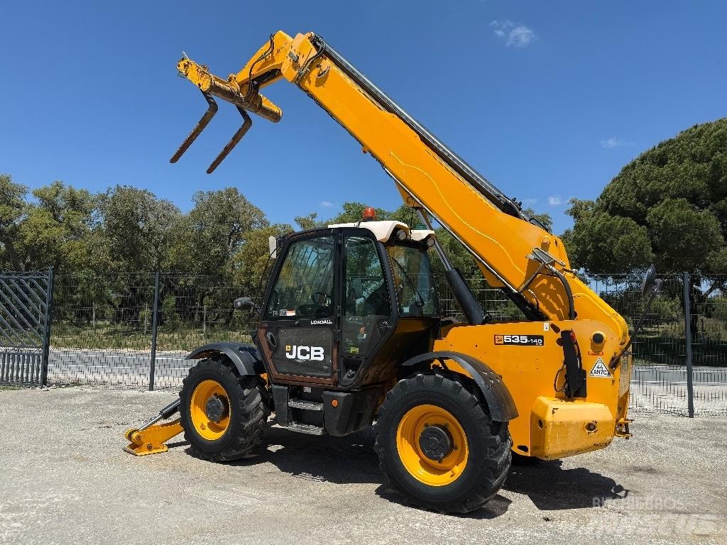 JCB 540-140 Телескопические погрузчики