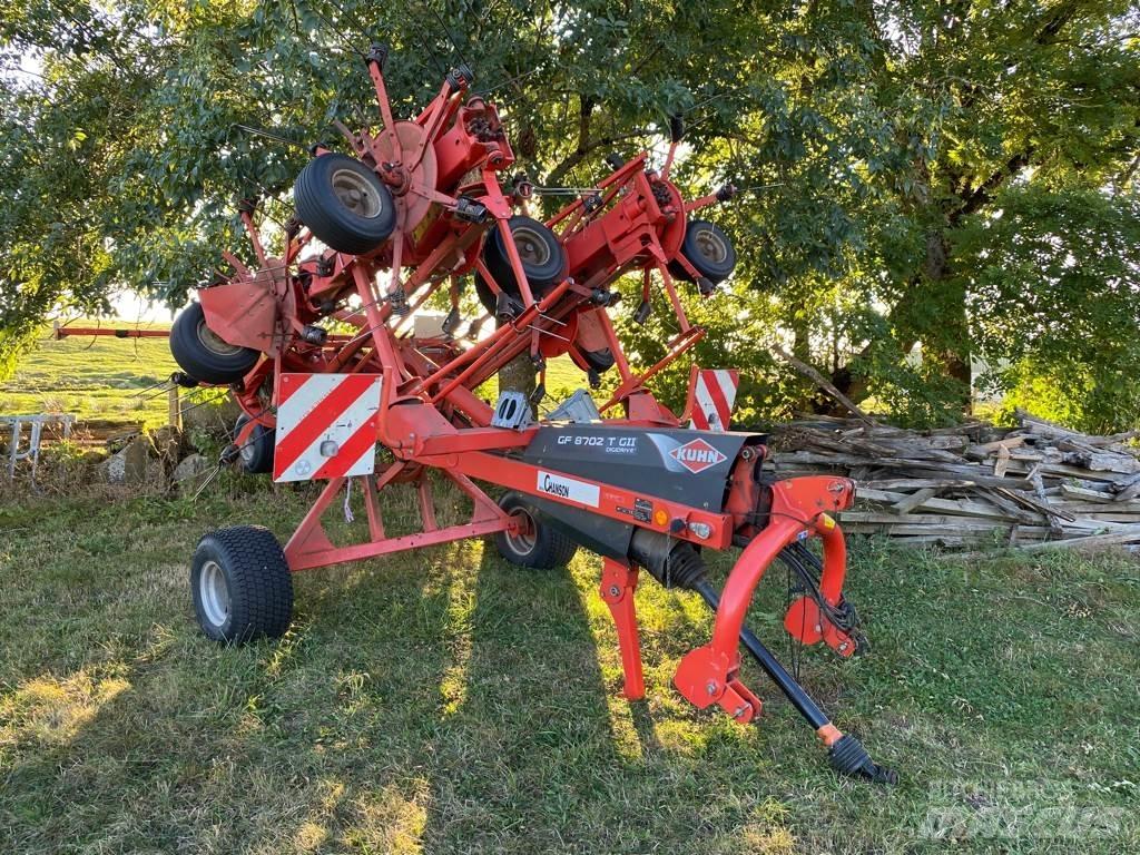 Kuhn GF8702T Грабли-ворошилки